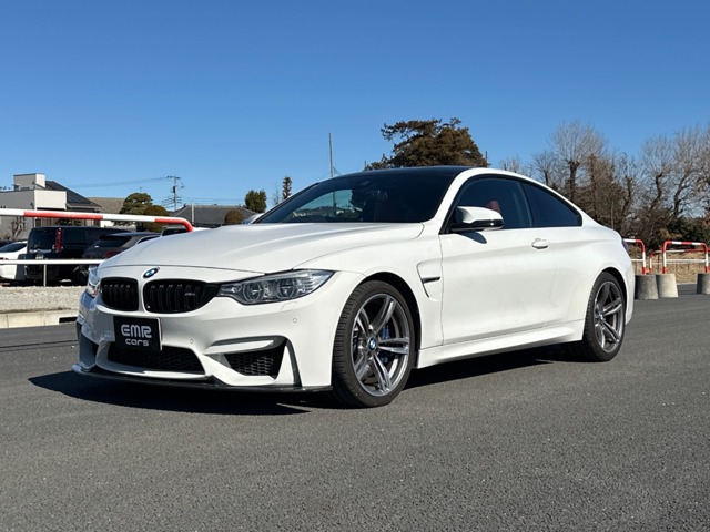 BMW M4クーペ